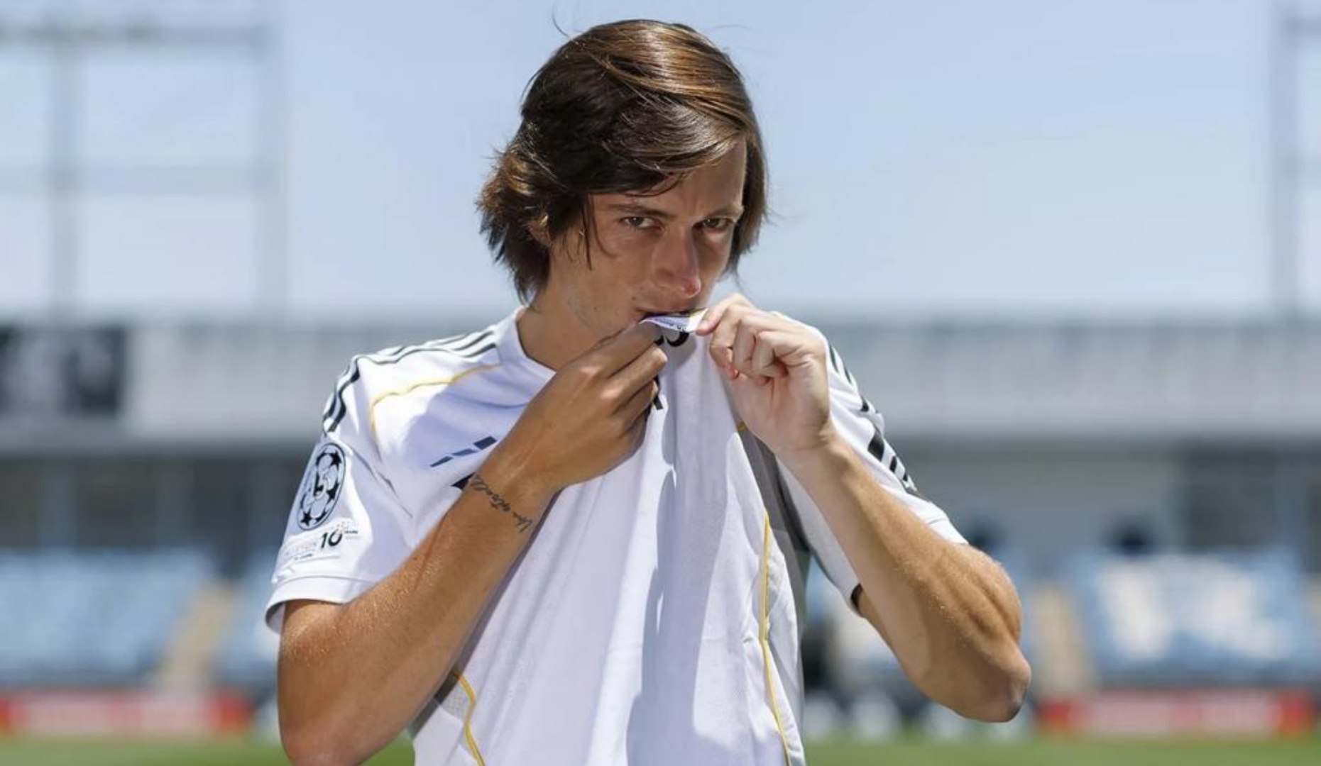 El fichaje del Real Madrid ve al lateral izquierdo brasileño como su referente